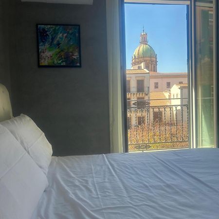 Apartment Suite Cavour Holiday Dream パレルモ エクステリア 写真
